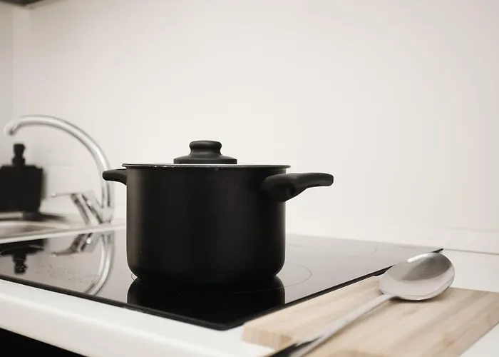 Just Urban - Modern 1-br Navigli - Metro M2 Apartamento *