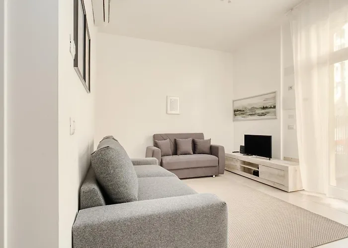 Just Urban - Modern Navigli - Metro M2