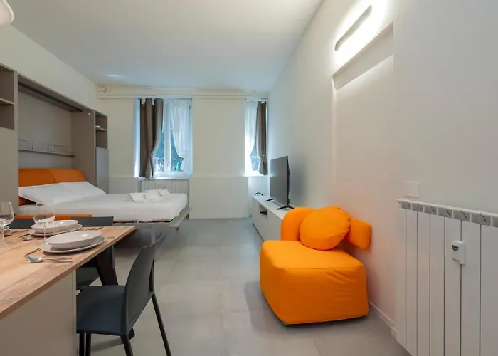 Goldoni House 6 Duomo M5 A Few Steps Away From The Subway Lejlighed