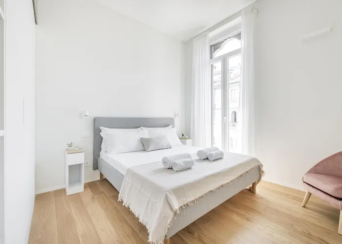 Easylife - Eleganza Raffinata Con Balconi In Porta Venezia *