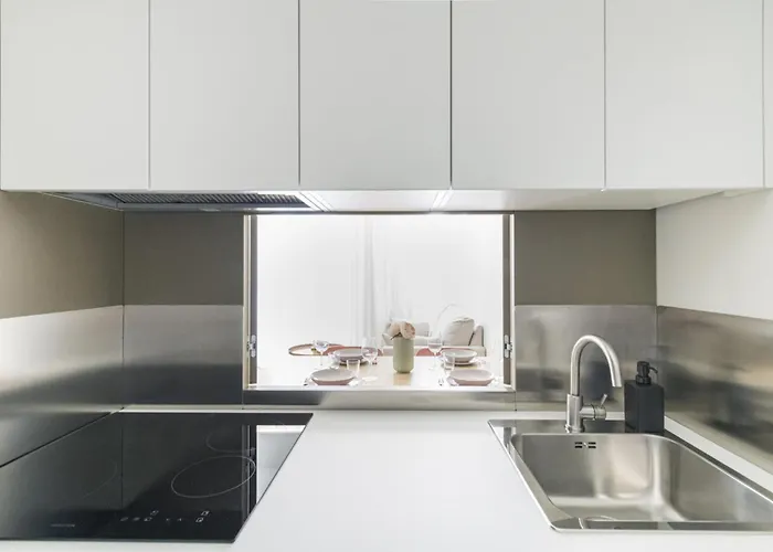 Easylife - Eleganza Raffinata Con Balconi In Porta Venezia