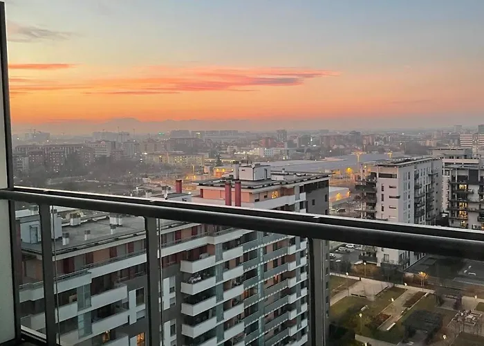 Apartment Skyline House - Free Parking & Terrace Milan