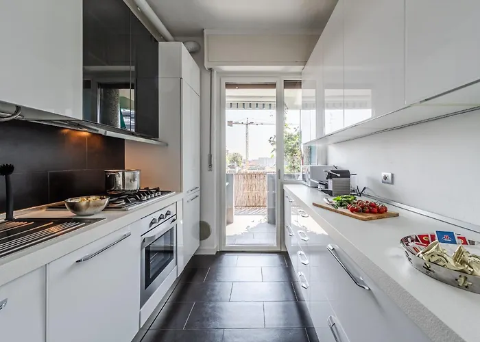 Navigli-darsena Terrazza Esclusiva Sulla Citta Milano