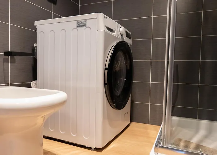 Skyline House - Free Parking & Terrace Apartment Milan