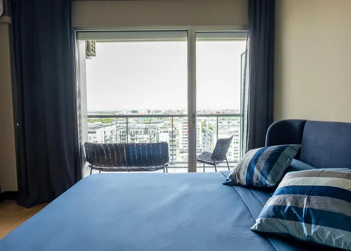 Skyline House - Free Parking & Terrace Milan