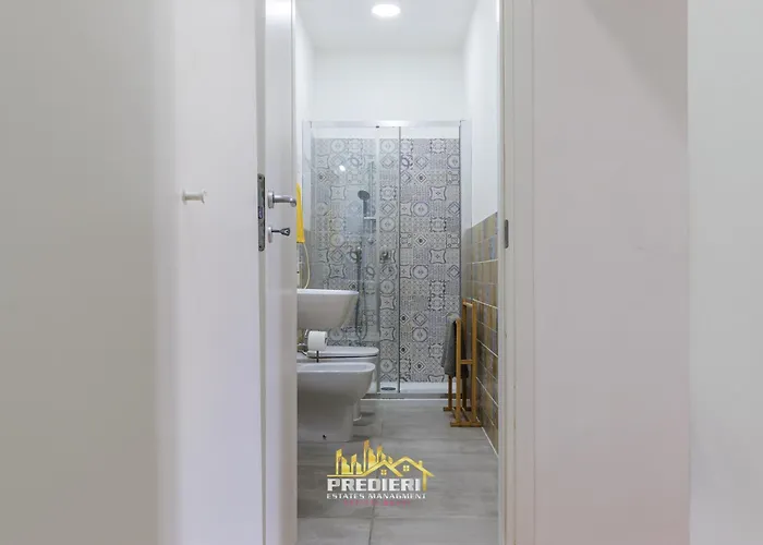 Near The Station & Wi-fi