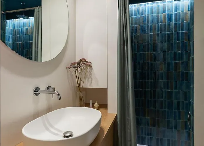 Loft Moderno Con Patio Privato A 100m Dalla Metro - La Taniere *