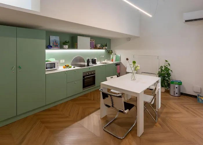 Loft Moderno Con Patio Privato A 100m Dalla Metro - La Taniere *