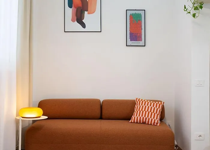 Loft Moderno Con Patio Privato A 100m Dalla Metro - La Taniere