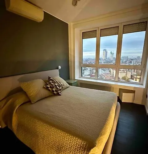 Апартаменты Amazing Skyline Apartment, Brera