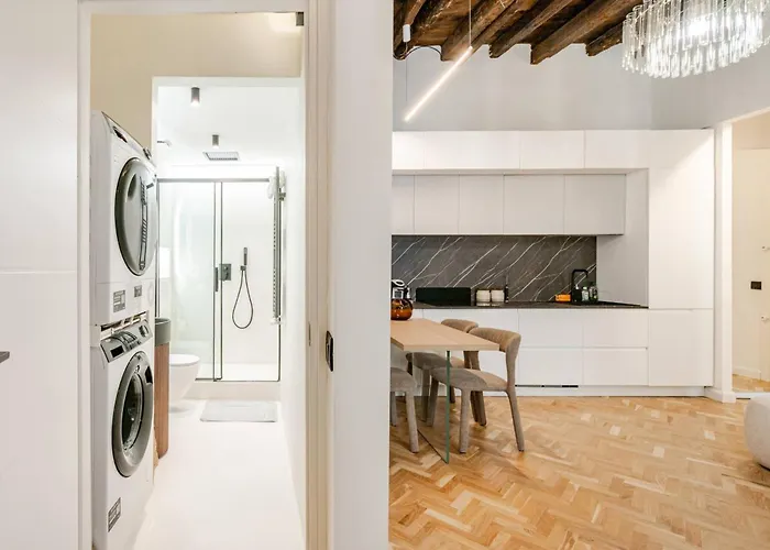 Elegant - Centro * ميلان