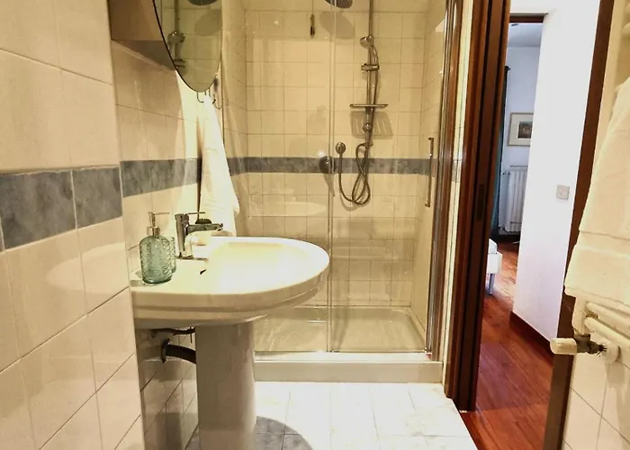 Yr Garibaldi - Bosco Verticale View * Milano