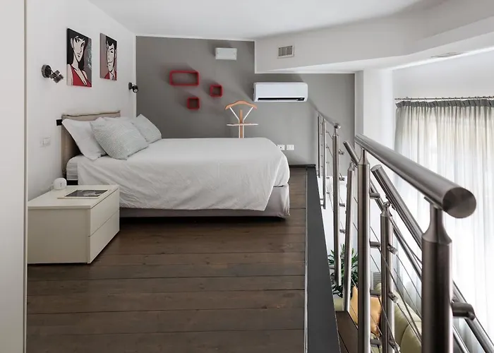 Urban House - Loft Navigli Restyled! Lägenhet *