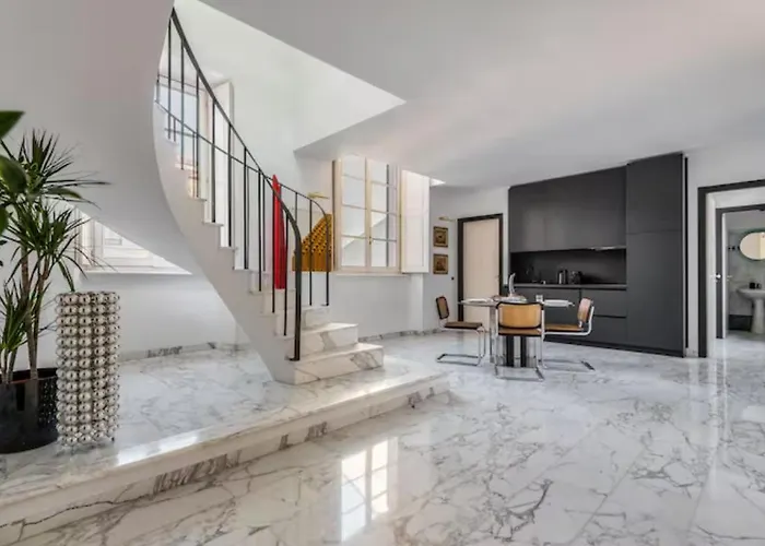 Milano Suites Милан