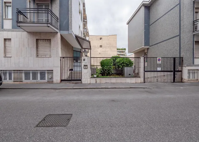 I-host - Val Strona 6 Mono Апартаменты Милан