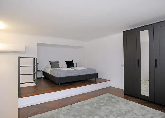Giovio Loft Apartament Mediolan