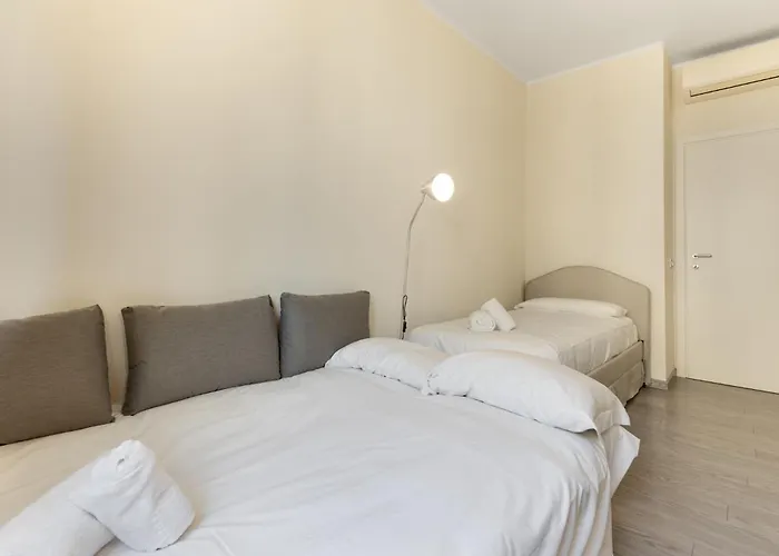 Tortona-metro Tolstoj 5min - Spacious 6 Guests - Wifi * Milán