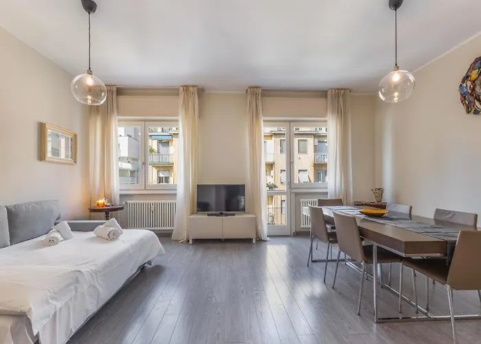 Tortona-metro Tolstoj 5min - Spacious 6 Guests - Wifi Apartmán *