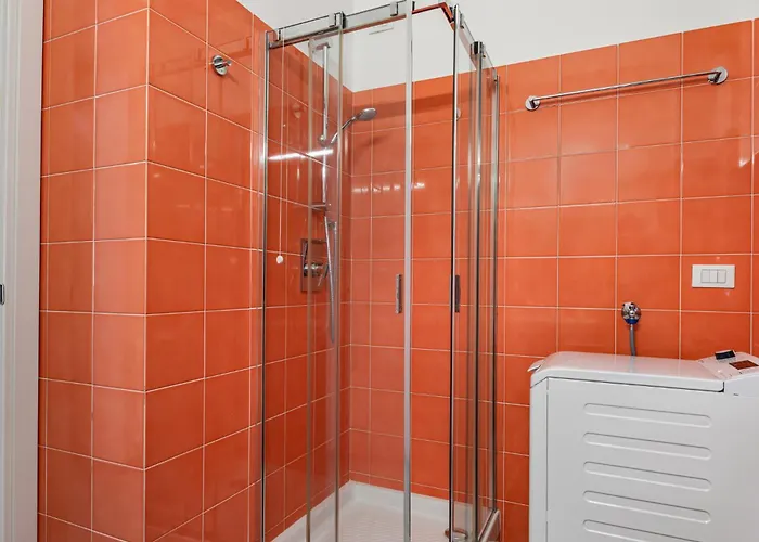 Apartmán Tortona-metro Tolstoj 5min - Spacious 6 Guests - Wifi *