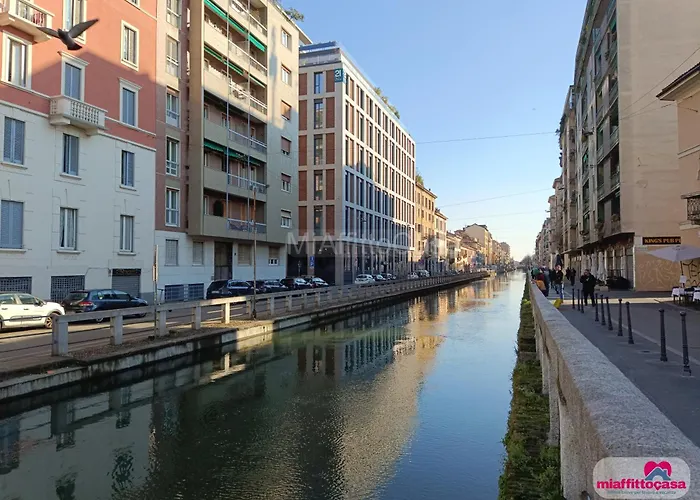 Darsena Secret Courtyard Charme & Relax On Navigli Lägenhet