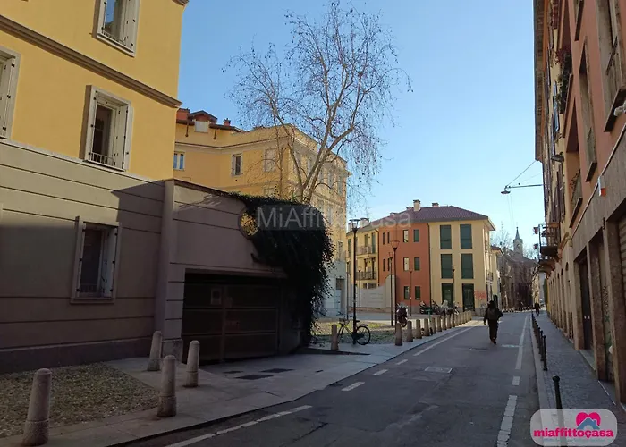 Darsena Secret Courtyard Charme & Relax On Navigli Lägenhet *