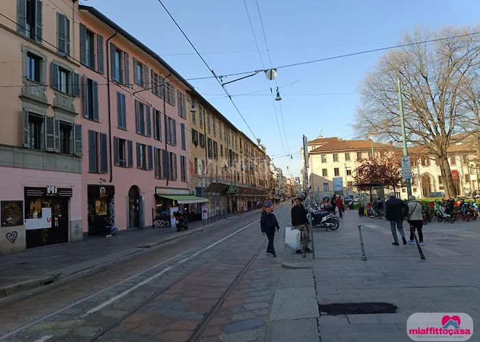 Lägenhet Darsena Secret Courtyard Charme & Relax On Navigli