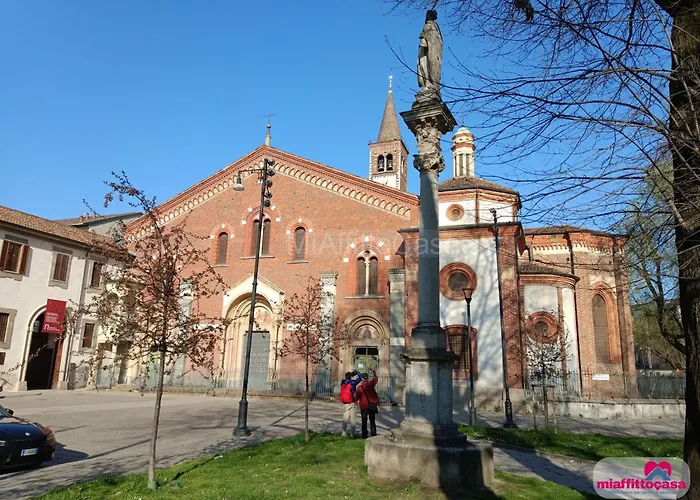 Darsena Secret Courtyard Charme & Relax On Navigli Lägenhet