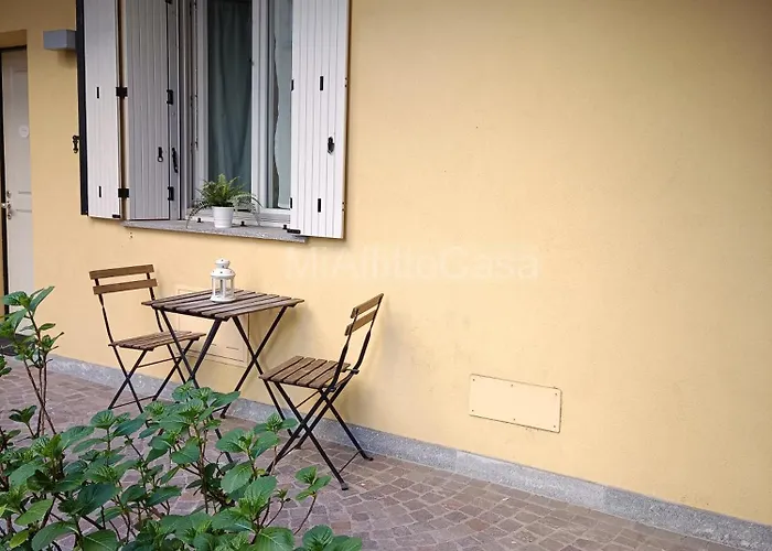 Darsena Secret Courtyard Charme & Relax On Navigli * Milano