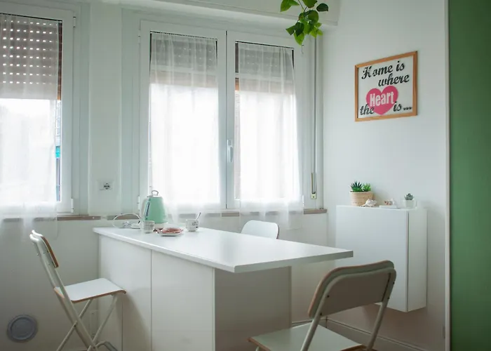 Apartment Design Moderno:monolocale Spazioso Vicino Metro M2