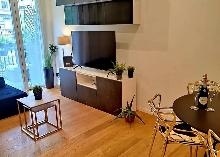 Apartamento Cozy Between Sempione, Life And Mico !