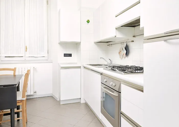 Superhouse Piazza Duomo Area *