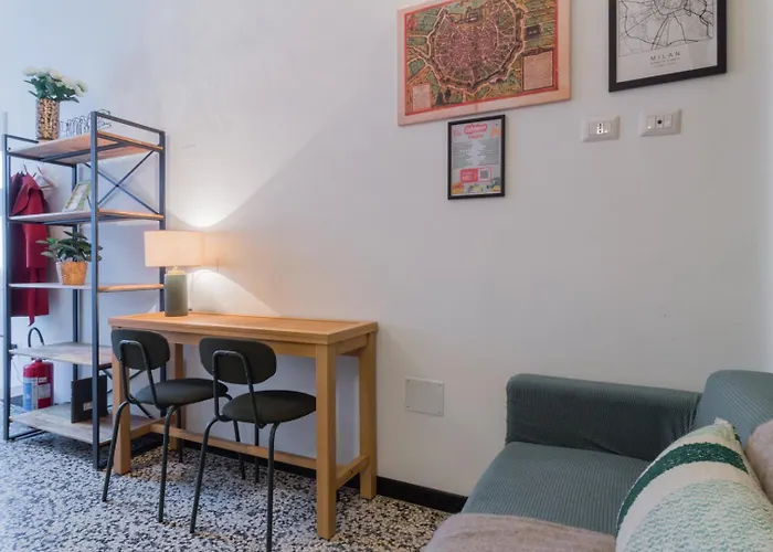 Moscova Love-7sundays 밀라노