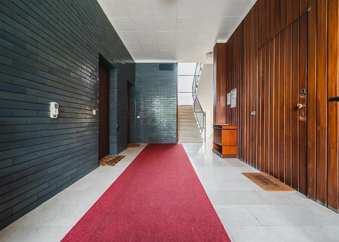 Modern 5 Min Walk From San Siro Stadium