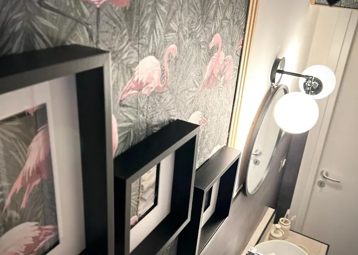 Pasitea - 1 Min Walk Tram To Duomo, Easy To Rho Fiera Mediolan