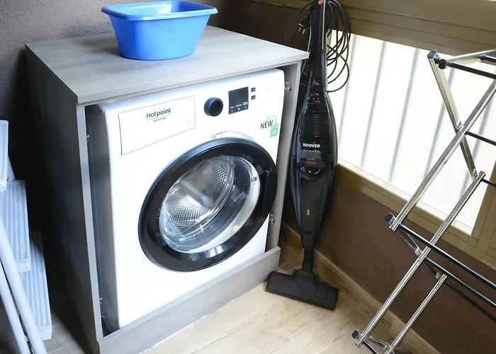 Lejlighed Accogliente A Pochi Passi Dalla Metro, San Siro E Con Aria Condizionata