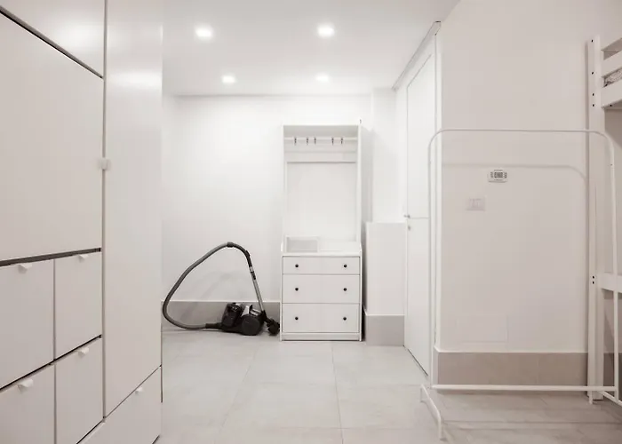 Vicino Metro M3 Brenta * Milán