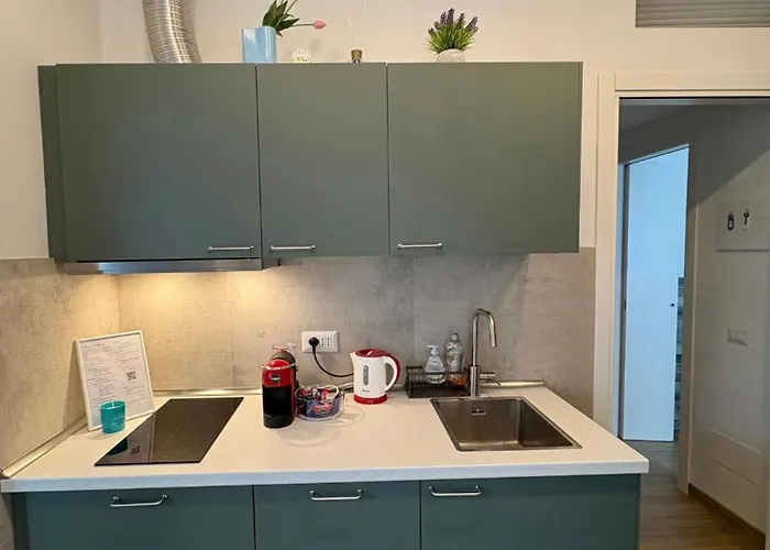 Loreto 15 Mins From Duomo - M1 Rovereto * Милан
