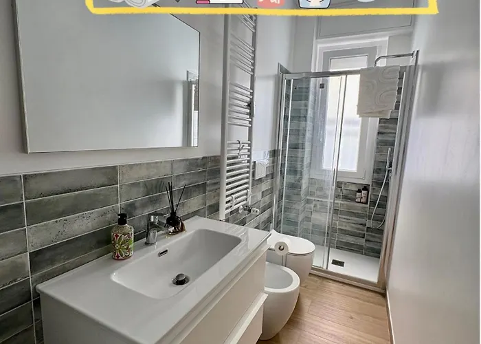 Loreto 15 Mins From Duomo - M1 Rovereto * ミラノ