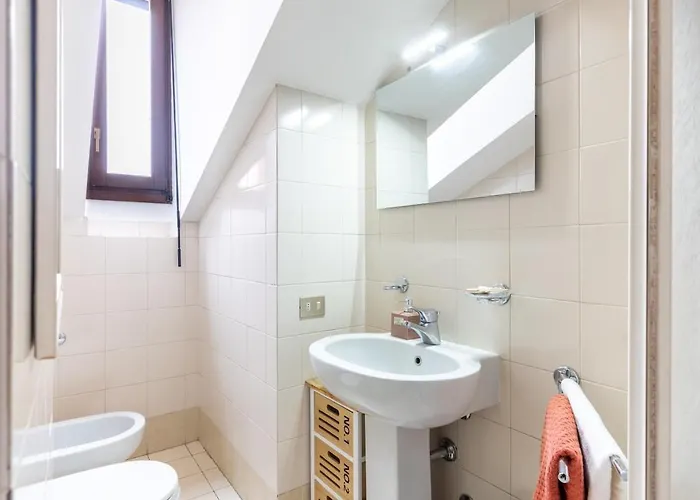Apartmán Trilocale Con Con Bagno Privato A 200m Dalla Metro