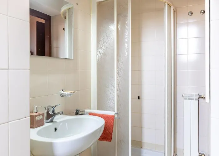 Trilocale Con Con Bagno Privato A 200m Dalla Metro Apartmán