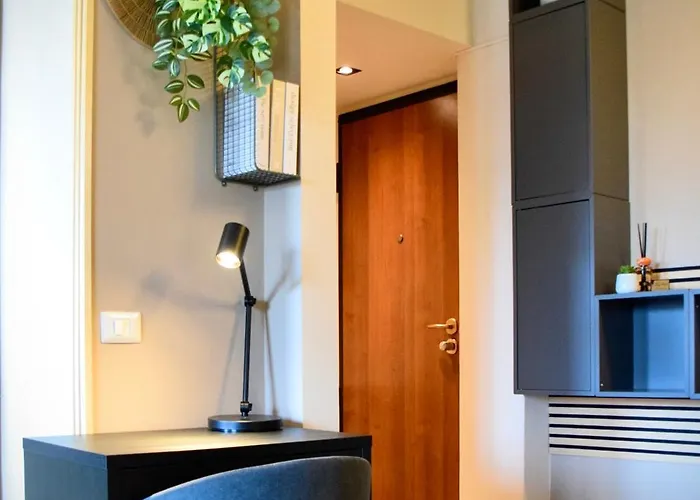 Apartament Pasitea - 1 Min Walk Tram To Duomo, Easy To Rho Fiera Mediolan