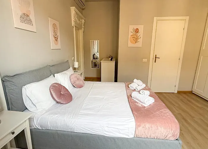 Appartement Luxury Penthouse - 5 Min To Duomo 2 *