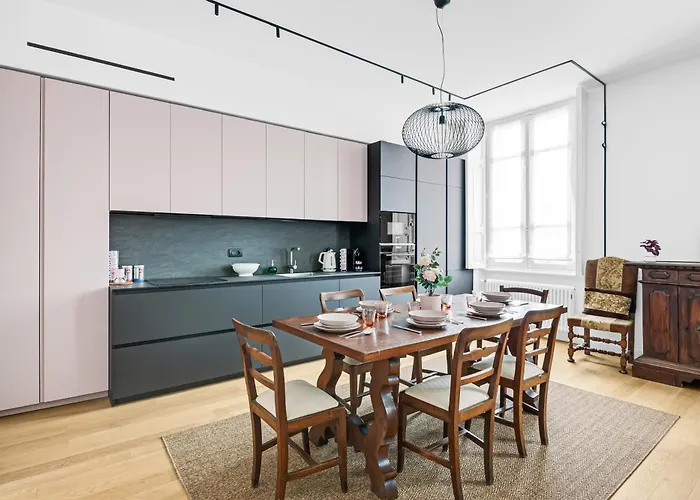 Διαμέρισμα Luxury Penthouse - 5 Min To Duomo *