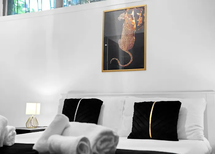 Luxury House Jacuzzi - Appartamento Milano