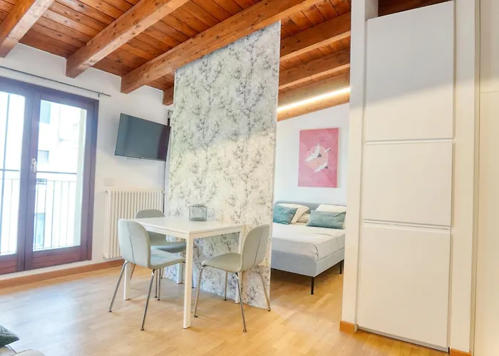 Bocconi Stylish Zen - Close To Navigli Area דירה