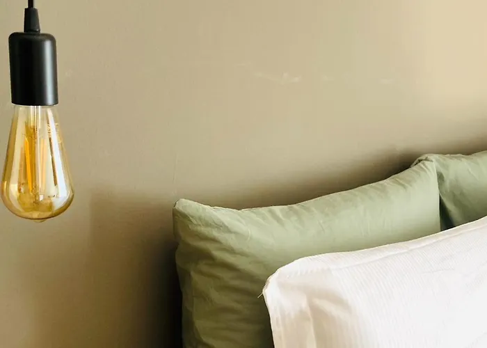 Cozy Isola Garden アパート ミラノ