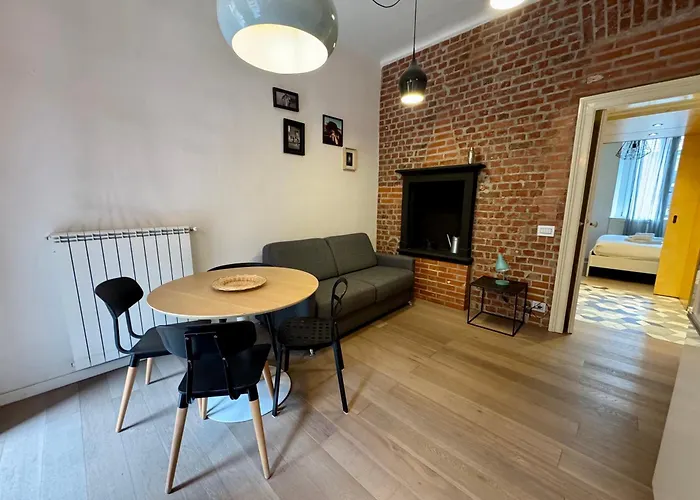 Casina Correggio * Milán