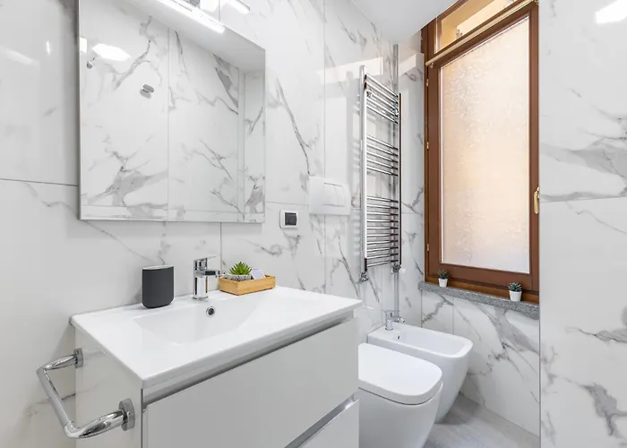 White - Duomo - 6 Posti *