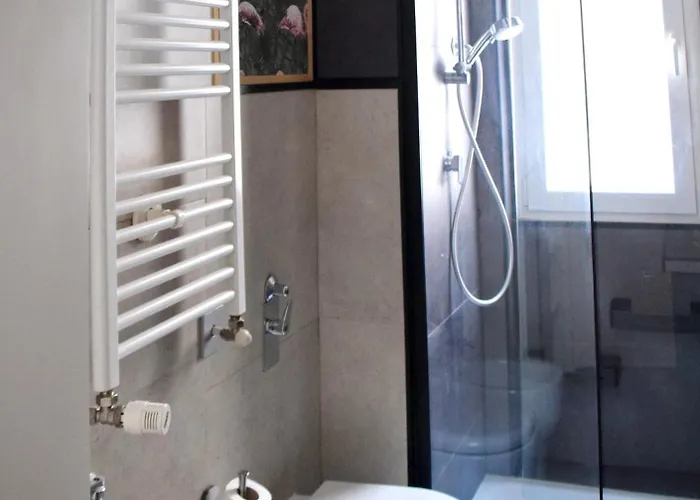 Pasitea - 1 Min Walk Tram To Duomo, Easy To Rho Fiera Mediolan