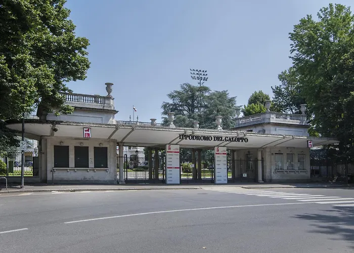 公寓 Terrazza Milanese - San Siro, Fiera & Life - Rinnovamento Facciata Palazzo In Corso *